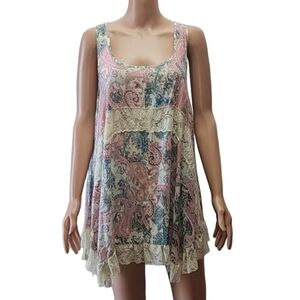 PinkBlush Maternity  Flare Top Sleeveless Paisley Print  Size Medium 100% Rayon‎